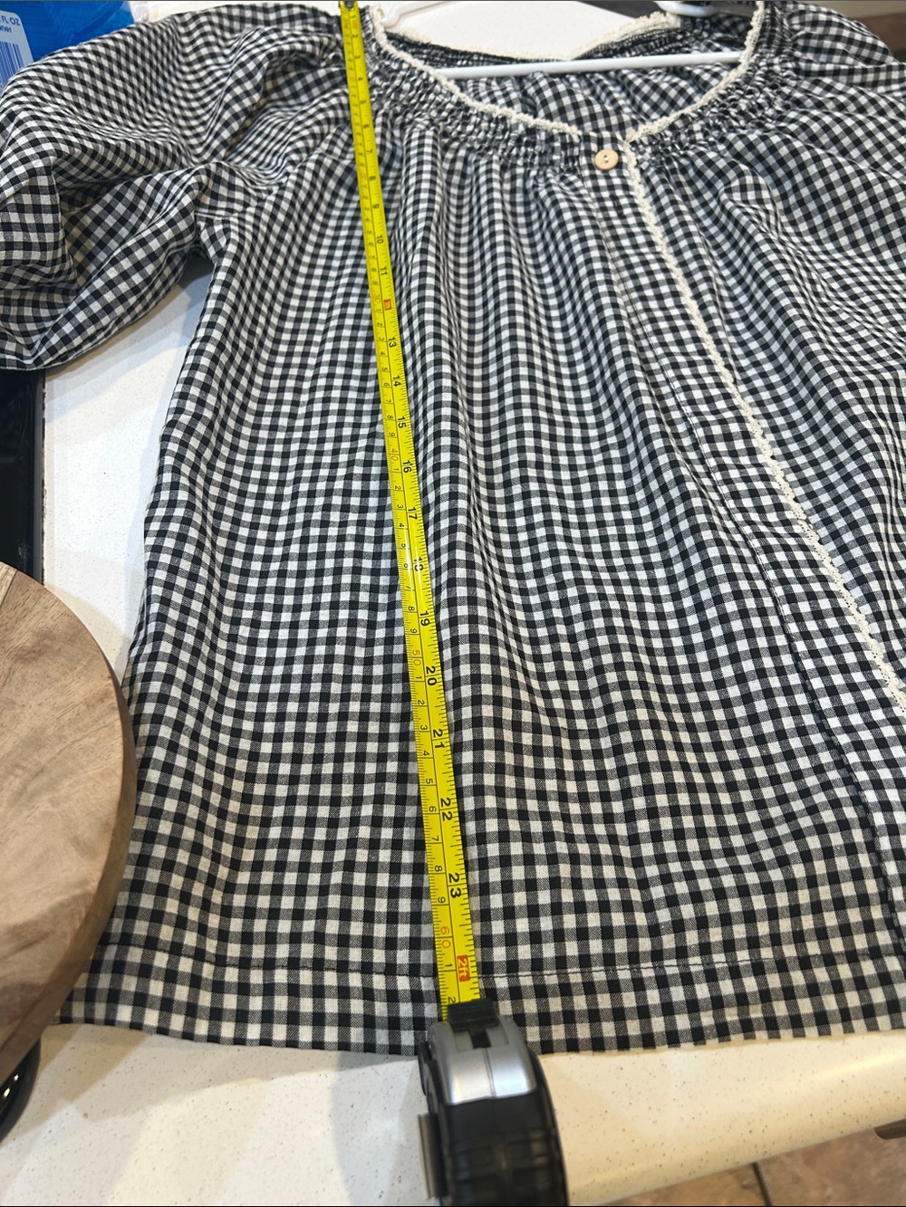 2 balloon sleeved blouses - Picture 8 of 10